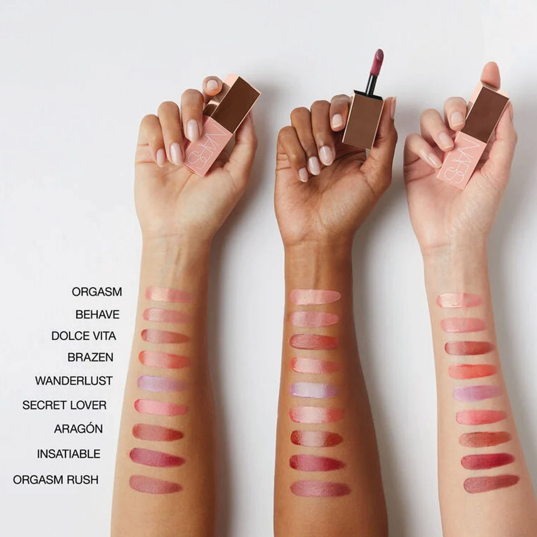 AFTERGLOW LIQUID BLUSH (RUBOR LÍQUIDO PARA MEJILLAS)
